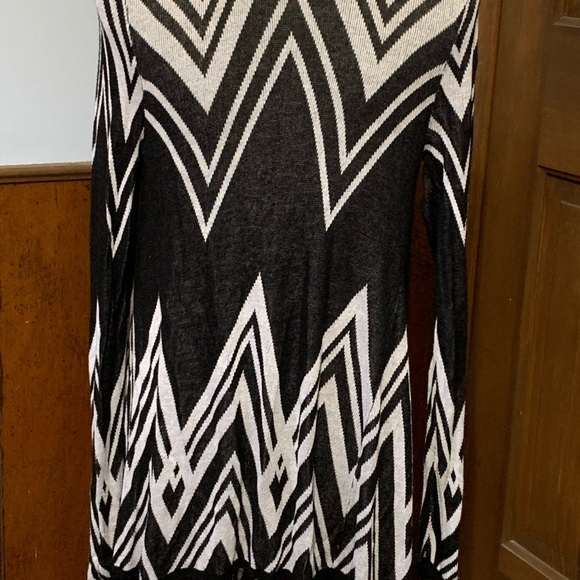 INC OPEN FRONT CARDIGAN BLACK/WHITE DESIGN M - Picture 6 of 7